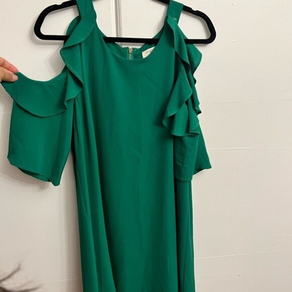 Umgee Green Cold Shoulder dress - Picture 4 of 6